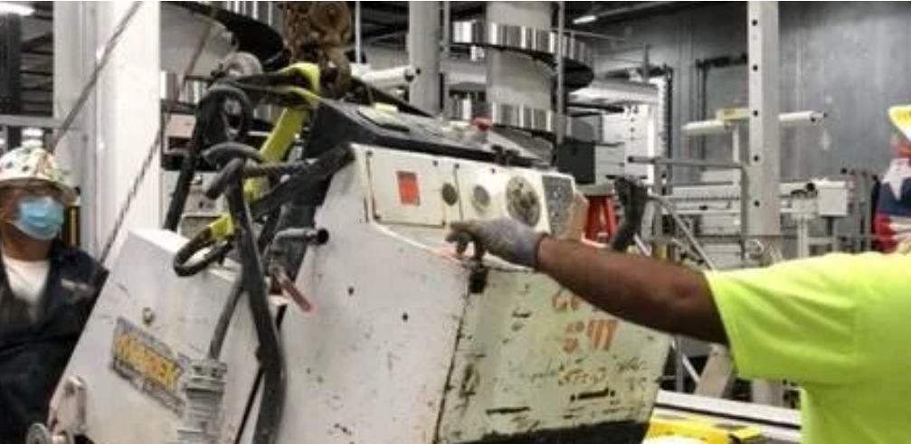 Precision slab sawing for renovation projects (Photo 24)